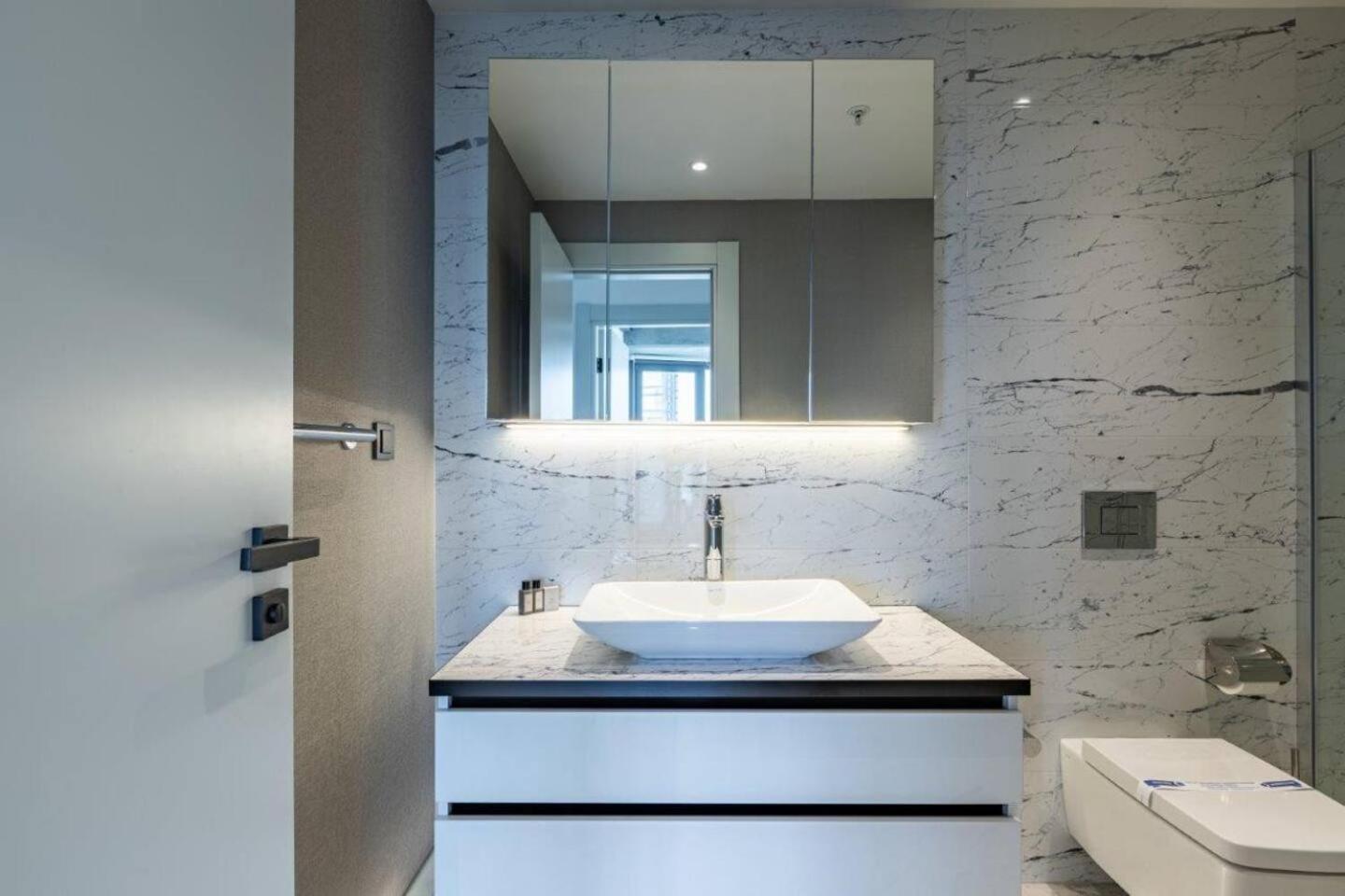 Beautiful Bright 2bed - Parkingpoolterrace! #341 Appartement