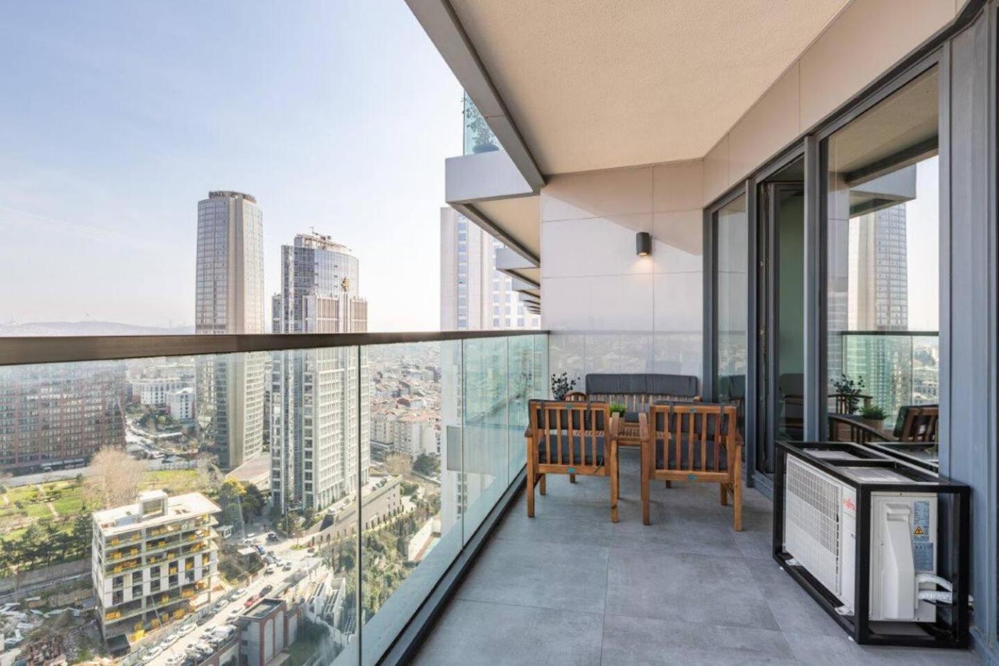 Beautiful Bright 2bed - Parkingpoolterrace! #341 Daire