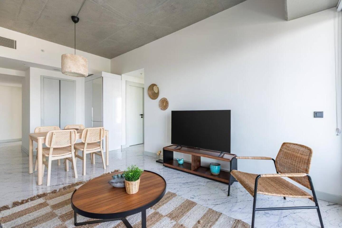 Beautiful Bright 2bed - Parkingpoolterrace! #341 * İstanbul