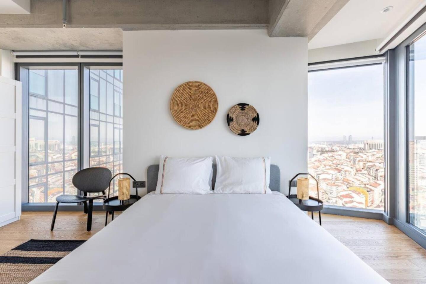Beautiful Bright 2bed - Parkingpoolterrace! #341 Daire İstanbul